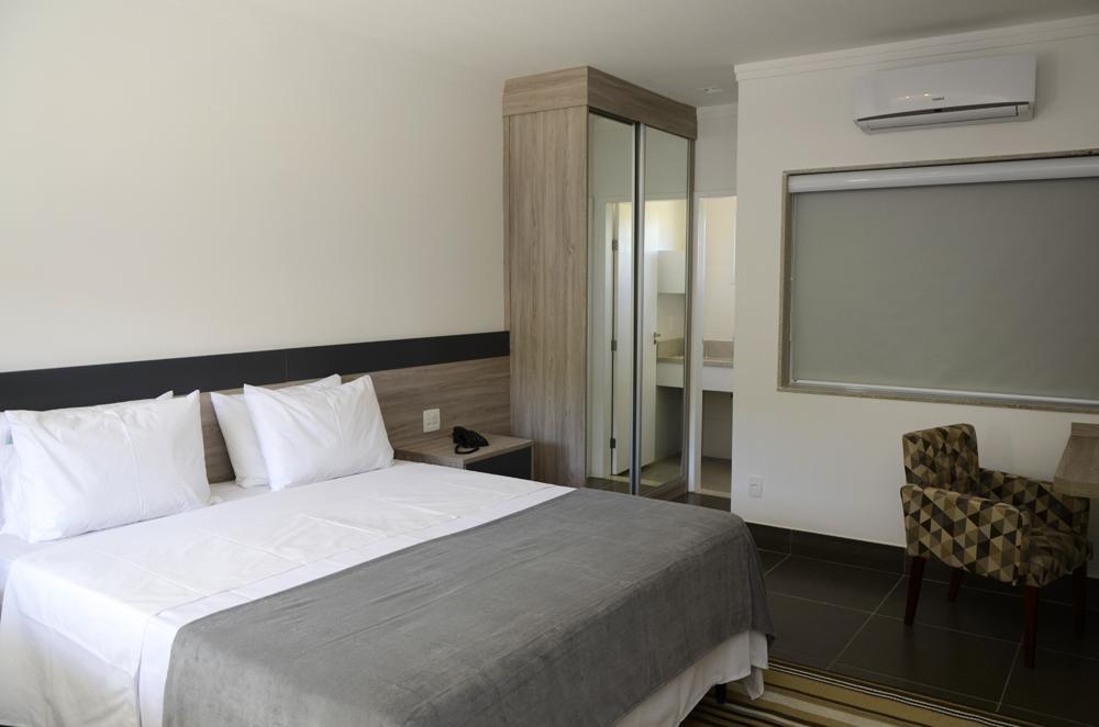 Hotel Bertell Inn ペネド エクステリア 写真